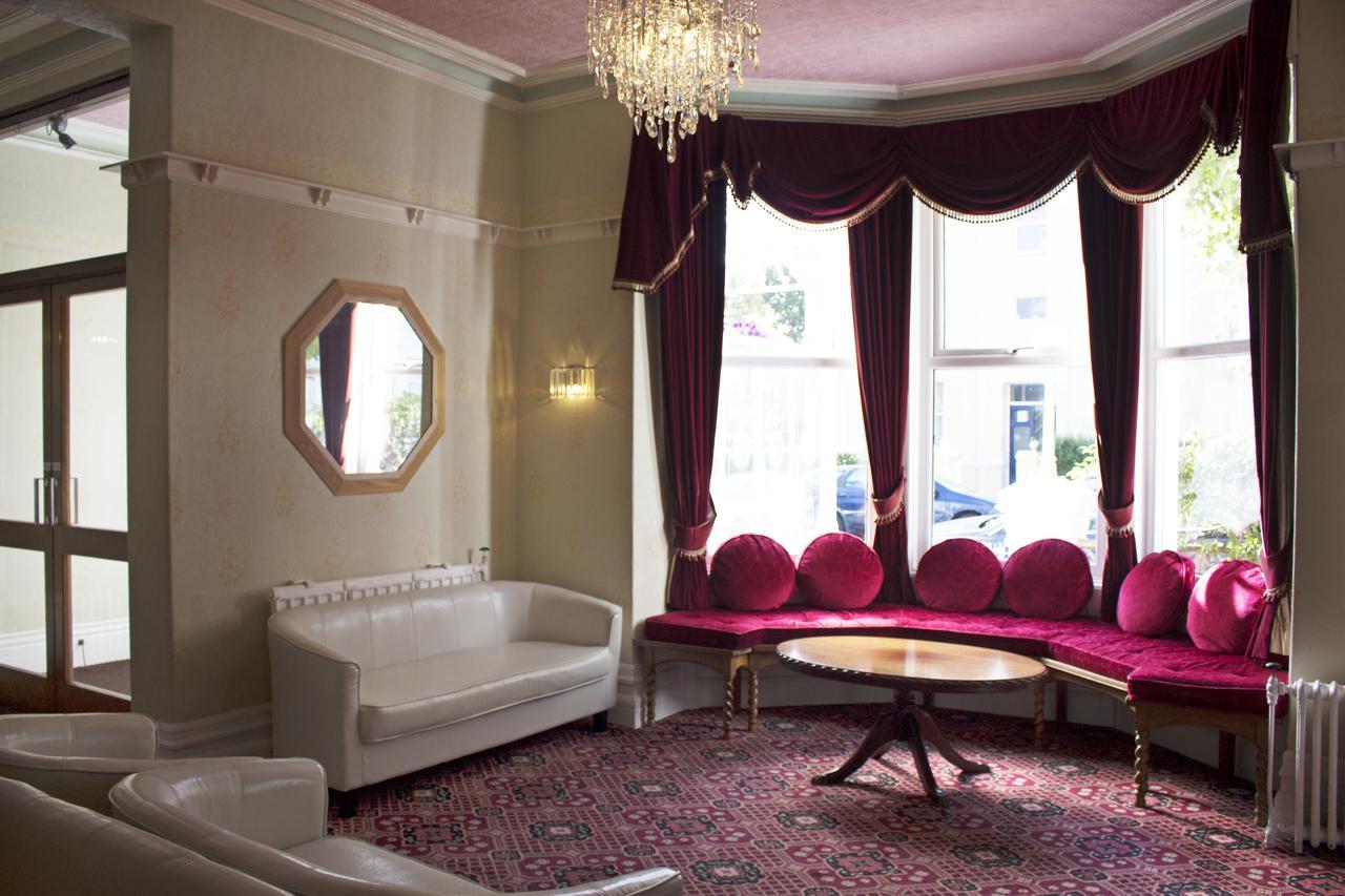 Evans Hotel Llandudno Buitenkant foto