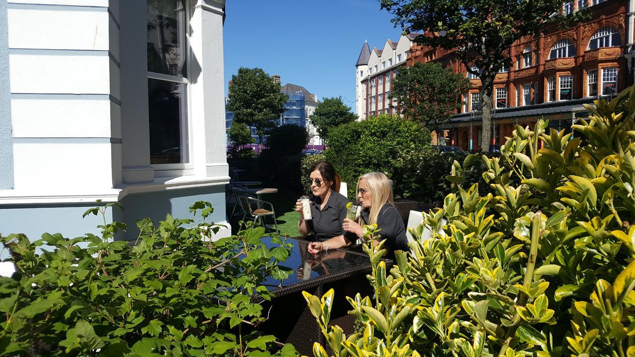 Evans Hotel Llandudno Buitenkant foto