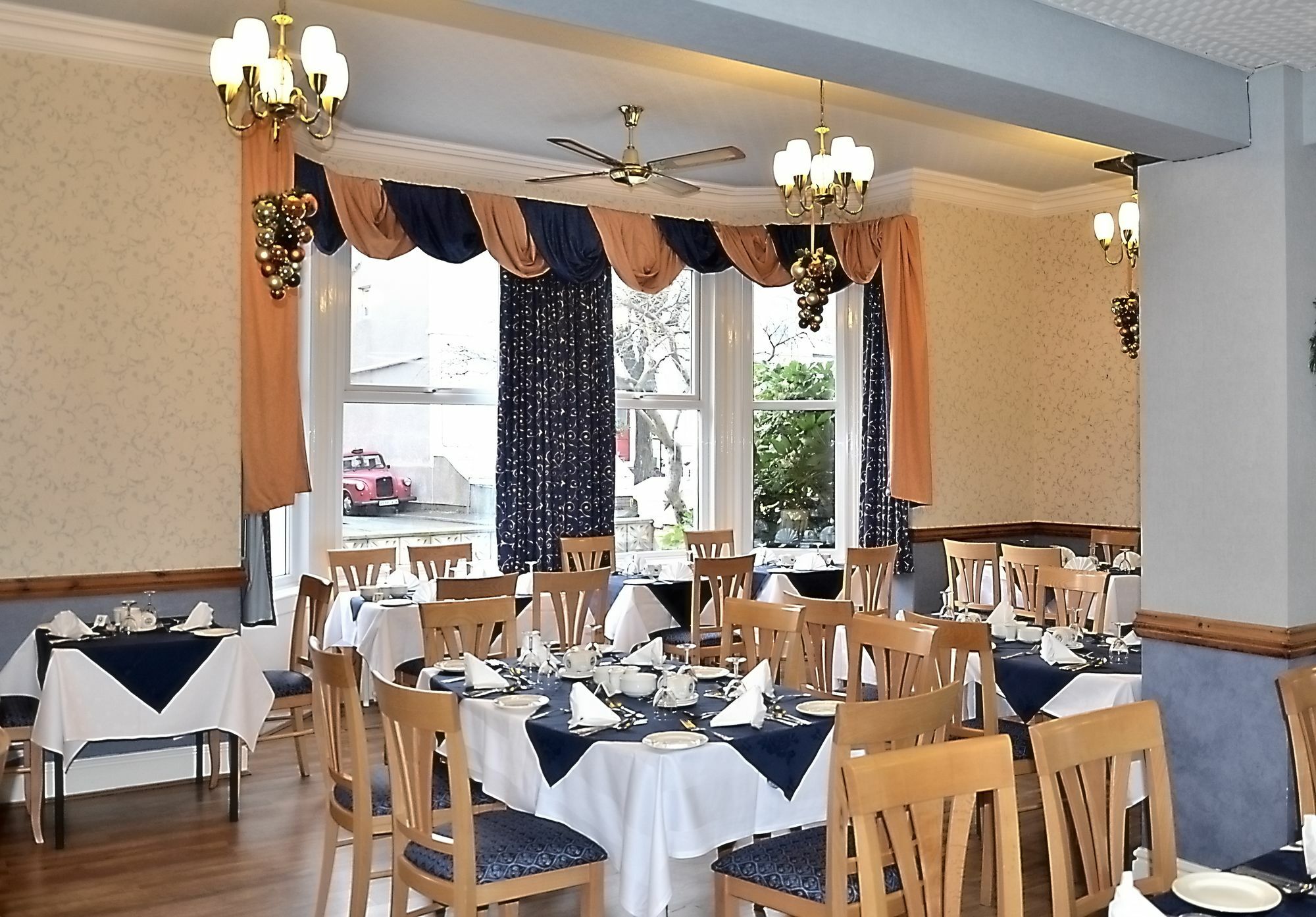 Evans Hotel Llandudno Buitenkant foto